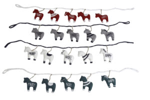 Horse noel garland