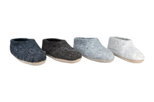 Home stitch felt room shoes (low cut)